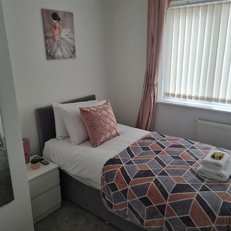 5Bed House Wirral Near Liverpool Chester Экстерьер фото